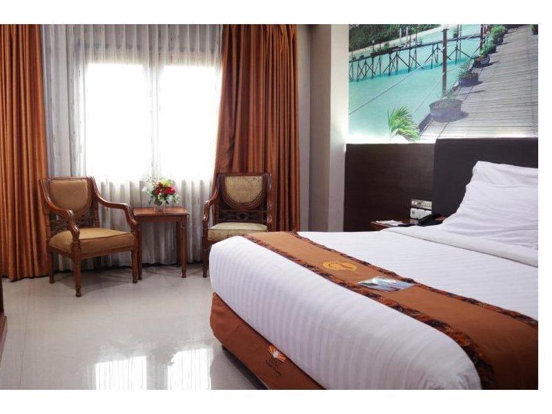 Grand Victoria Hotel Самаринда Экстерьер фото