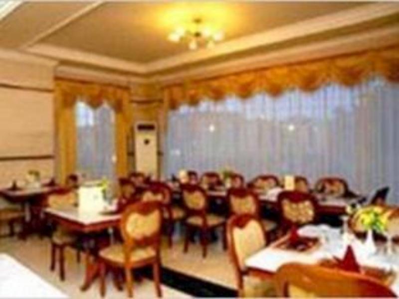 Grand Victoria Hotel Самаринда Экстерьер фото